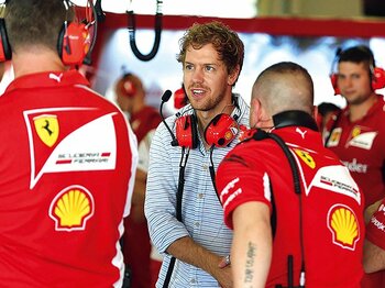 ドライバー交替に見る'15年の“新・勢力地図”。~刷新か継続か、対照的なF1戦略~<Number Web> photograph by AFLO