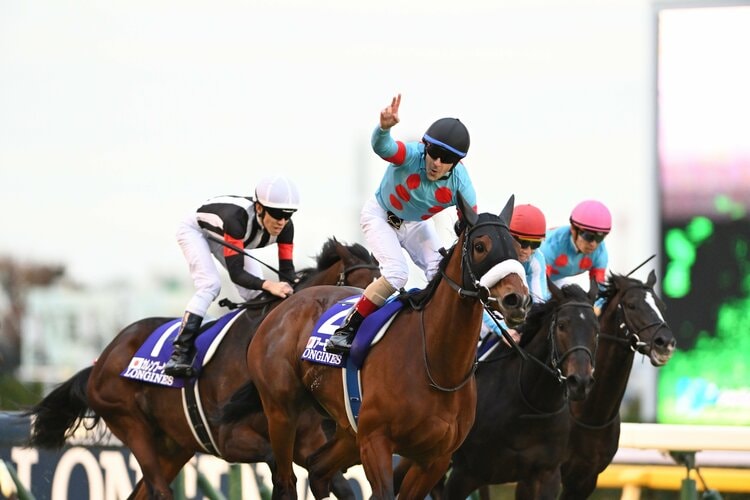 アーモンドアイ・国枝師が語る ジャパンカップのレース中に「あぁ