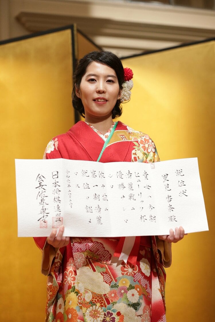 史上最強の女流棋士は誰か？」里見香奈（30歳）vs西山朋佳（27歳