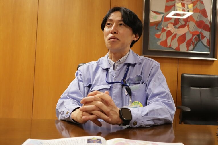 インタビューに応じる篠藤淳。現在は山陽特殊製鋼陸上競技部監督　©Masayuki Sugizono