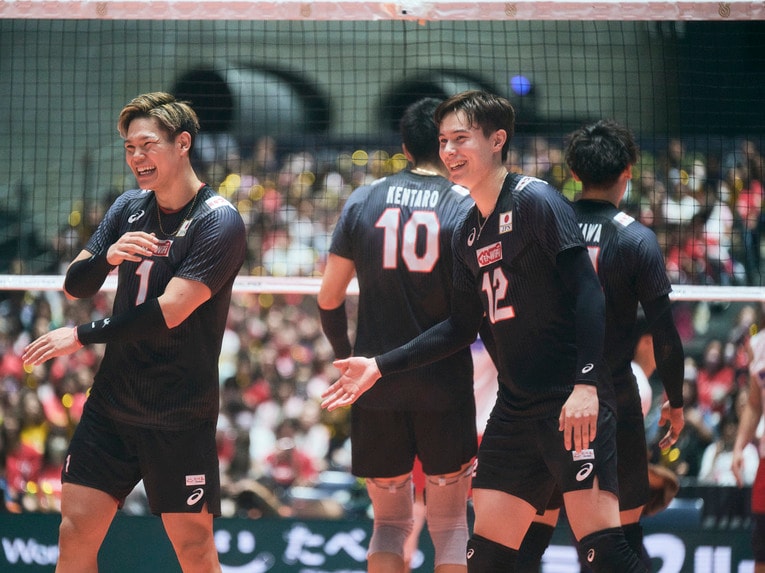 高橋藍、西田有志　©︎Yuki Suenaga