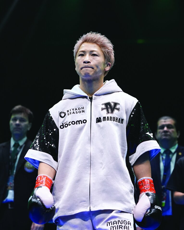 試合開始を待つ井上尚弥　©Naoki Fukuda