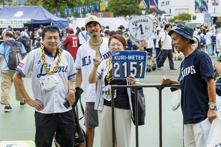 西武一筋25年 レジェンド・栗山巧の引退試合に密着　©Kiichi Matsumoto　【スワイプするとそのほかの写真もご覧になれます】