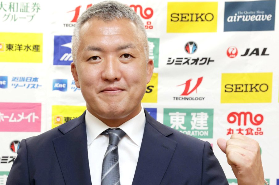 「パリ五輪の目標は全7階級と団体の金」柔道男子新監督・鈴木桂治が挑む“継承”という名の重責<Number Web> photograph by KYODO