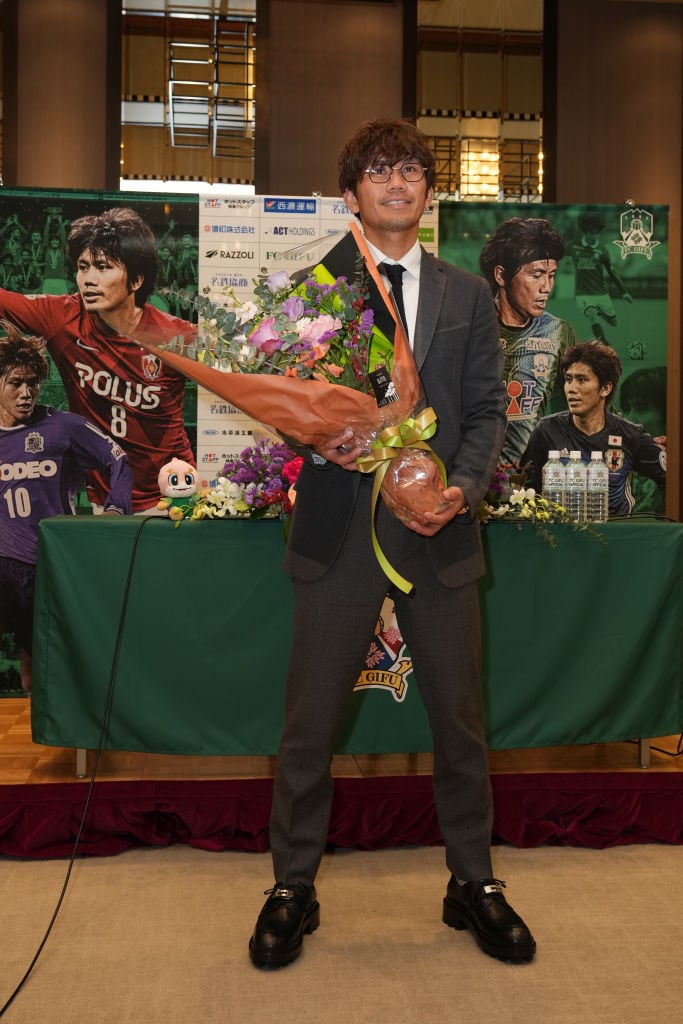 23年12月、引退会見での柏木　©Kaz Photography/Getty Images