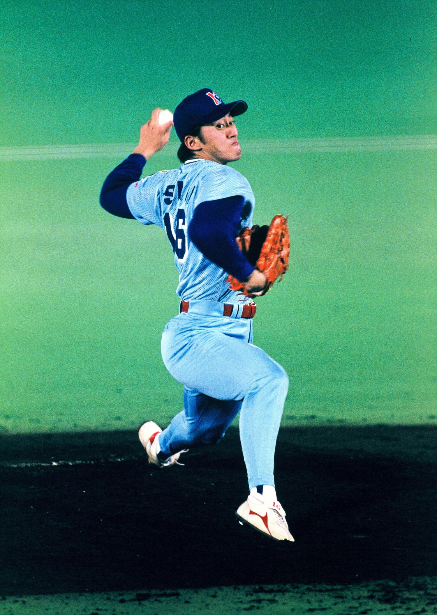 石井一久。高卒ドラフト1位から力をつけ、95年には13勝と初の2桁勝利を挙げた　©Kazuaki Nishiyama