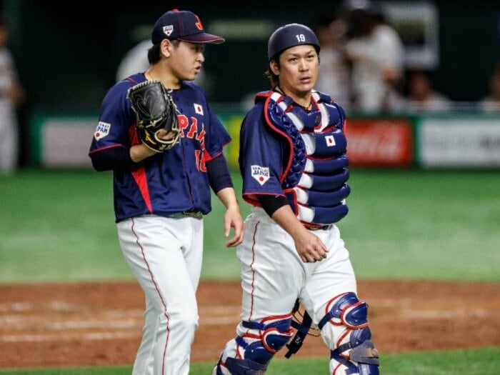 甲斐拓也か、森友哉か…WBC侍ジャパン栗山監督を悩ます捕手選考！ そこで浮上する第3の男とは？「想像できないことに対処するために」＜Number Web＞ photograph by Kiichi Matsumoto