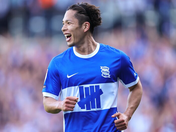 「妻のおかげです。子供たちだって…」JリーグMVP・岩田智輝、イングランド3部バーミンガムからの“成り上がり人生”「キャリアが大きく変わる」＜Number Web＞ photograph by Getty Images