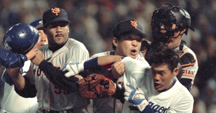 3／3）巨人vs中日 ガルベス山崎武司乱闘事件（1996年）。42歳落合博満