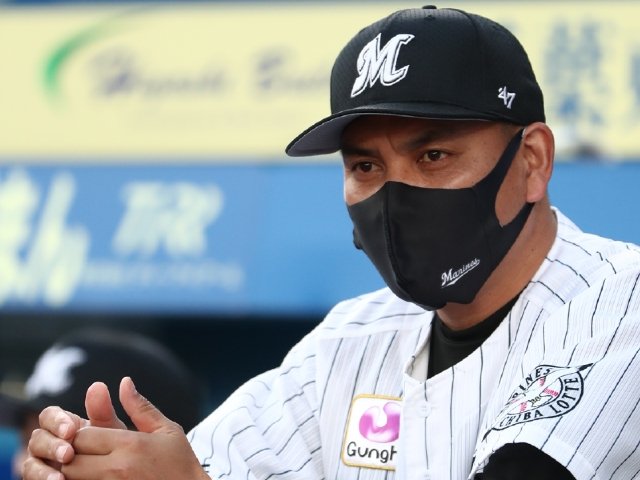 ロッテ井口資仁が明かした“監督の重圧”とは？ オフの息抜きは漁師