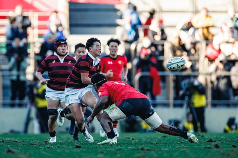 大学選手権の決勝では対抗戦で敗れた早大に雪辱を果たし4連覇を達成　©Kiichi Matsumoto