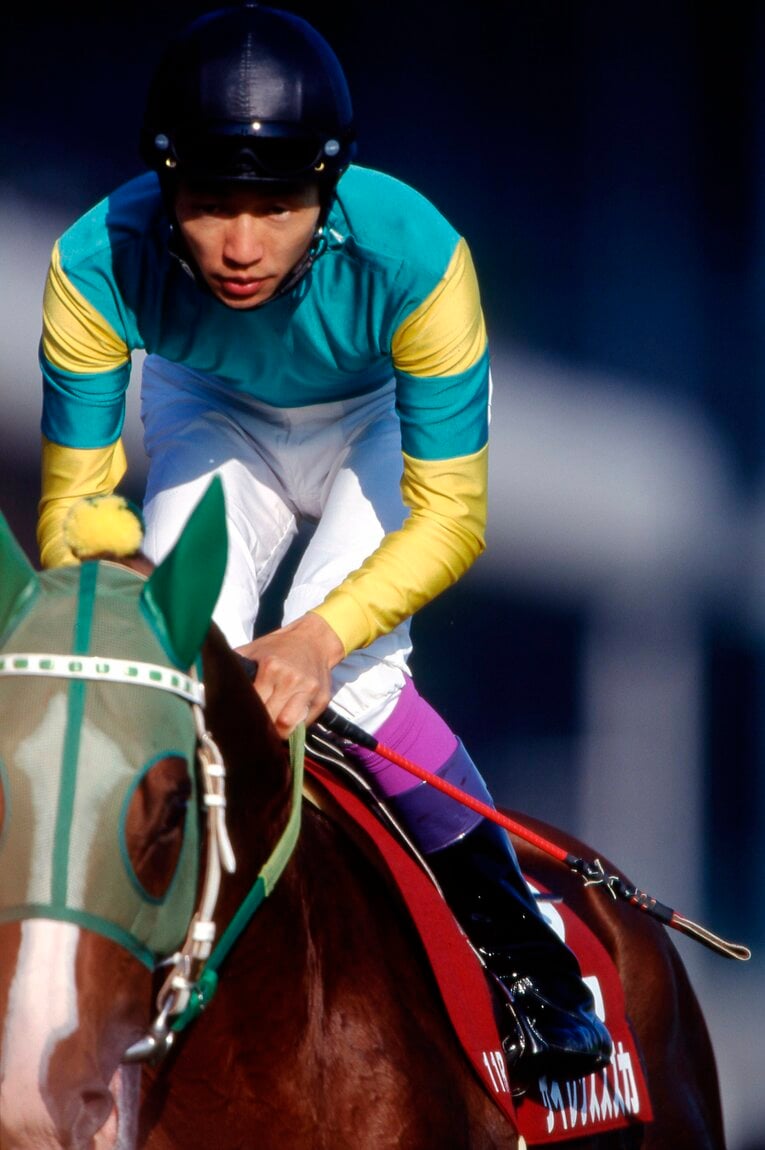 98年毎日王冠のサイレンススズカと武豊　(C)Bungeishunju