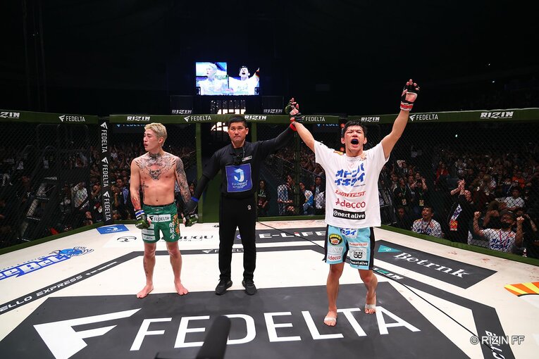 『RIZIN LANDMARK 5』斎藤裕vs平本蓮　©RIZIN FF