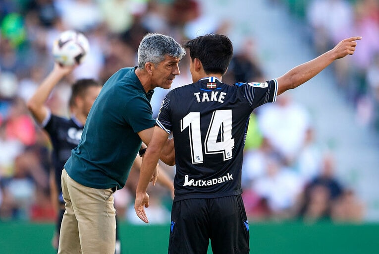 加入直後の久保とイマノル監督　©Getty Images