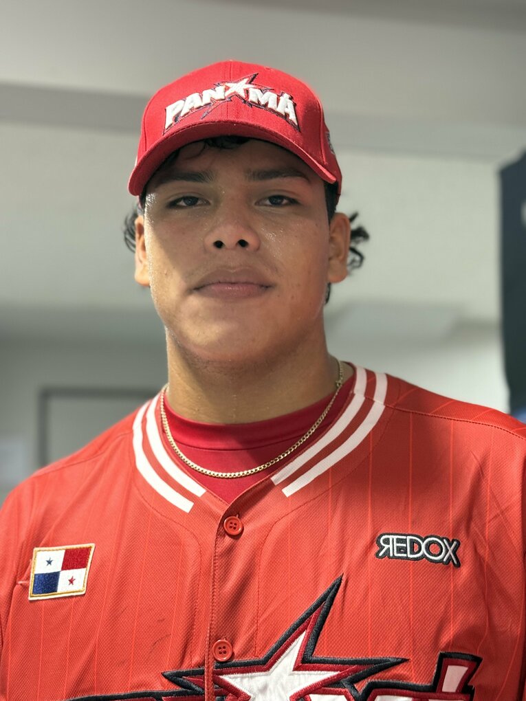 「150キロの変化球」パナマの剛腕、メディナ　©Yuji Yanagawa