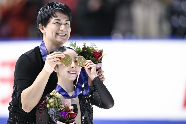 全日本選手権で優勝した三浦璃来・木原龍一　©Asami Enomoto