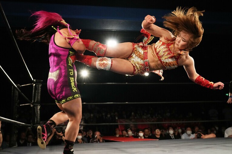 Sareeeのドロップキック