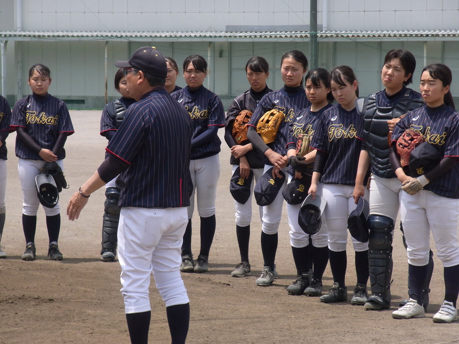女子野球が広がることで男子野球の仕組みも 静岡初の女子高校野球部 監督 校長が取り払う先入観と固定観念とは 2 4 高校野球 Number Web ナンバー