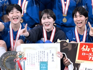 靭帯損傷で春高絶望…目標を失った高校生が“入院中”に奇跡の再会「たっちゃんはいつもポジティブでした」金蘭会マネージャーを救ったバレー日本代表