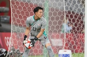 【谷晃生の秘話】“J3が主戦場、五輪代表も控えGK続き”だった男が正守護神になるまで　川口能活コーチも認める「強み」でメキシコを止めるか