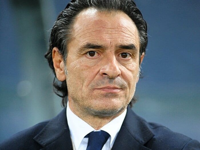 次期監督問題でイタリア迷走。王座防衛に早くも黄色信号。＜Number Web＞ photograph by Uniphoto Press