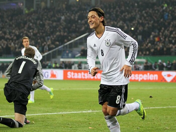 ユーロ史上初の連覇は許さない！打倒スペインに燃えるライバル国。＜Number Web＞ photograph by Getty Images