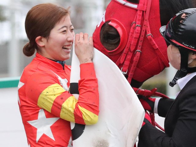 今村聖奈（19歳）が見せつけた「スター性」 史上初、JRA女性ジョッキー