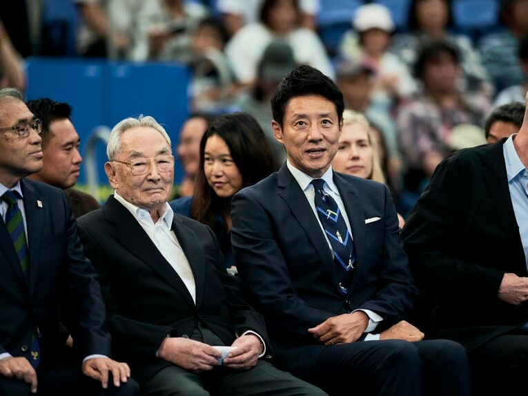 引退セレモニーにて。松岡修造氏がもちろん来訪　©Yuki Suenaga