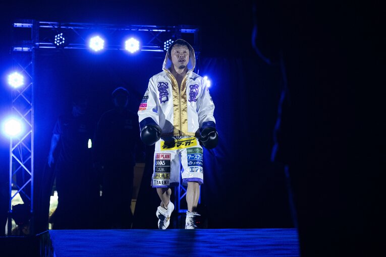 木村翔の引退興行の対戦相手を務めた八重樫東　©Tadashi Hosoda