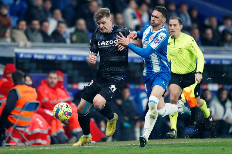 「クボの鮮烈ボレーに加えて…」“ハイライトだけではもったいない”ソシエダ久保建英の飛躍を現地撮影「特筆すべきはゴール直前の守備」(41)