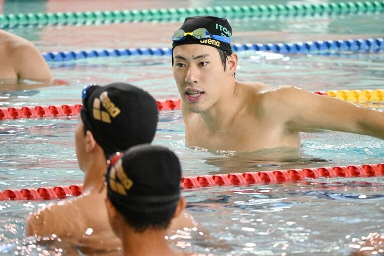 五輪後は子ども向けの水泳教室などにも参加　©JIJI PRESS