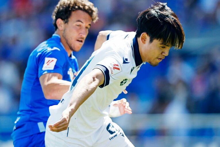 「タケ、好きだけど少し疲れてるのかな」“サブ続き”久保建英に少年ファンがホンネも…“マドリー戦で完全復調”をカメラマンが期待するワケ(14)