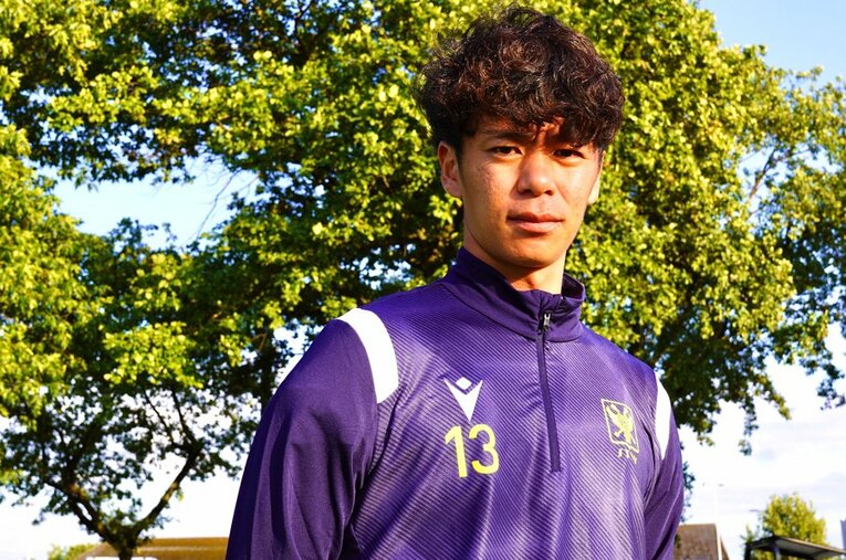 今夏、ベルギー1部シント=トロイデンに移籍した伊藤涼太郎（25歳）。開幕戦から存在感を発揮し、先日の第8節で移籍後初ゴールを決めた ／ photograph by Atsushi Iio