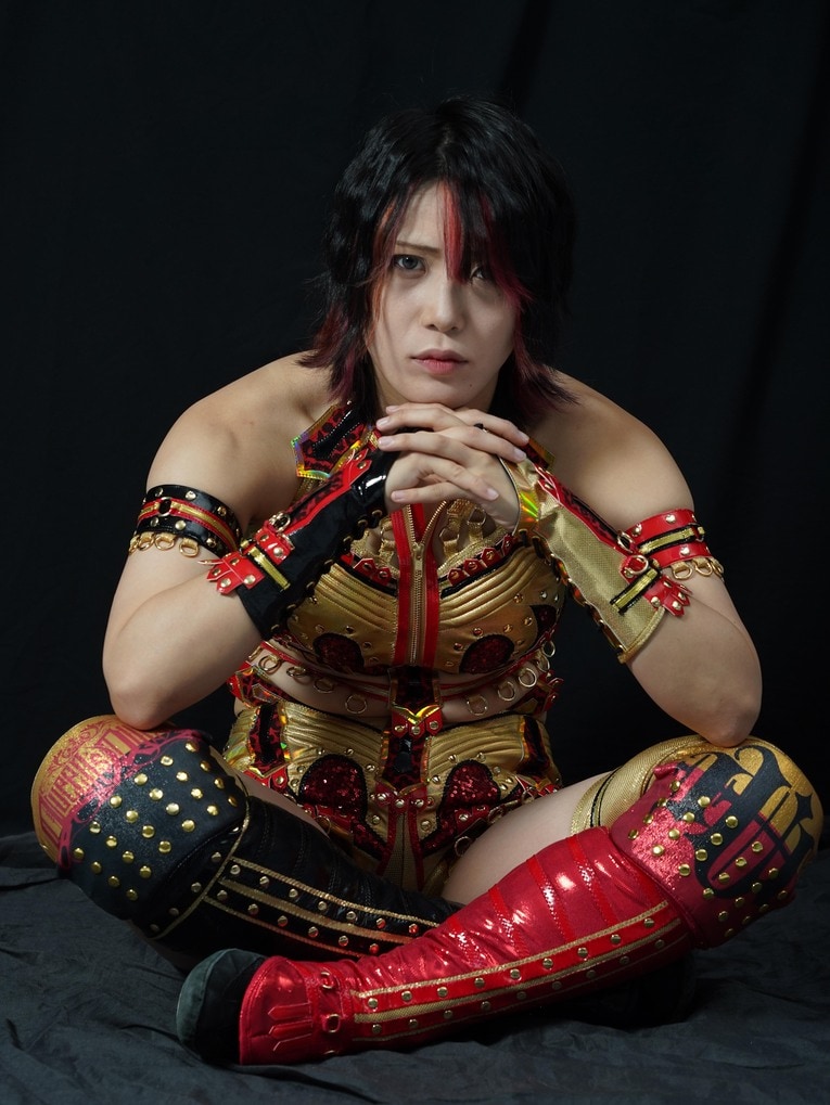 「林下詩美は強い。そのイメージを取り戻したい」王座陥落から1年弱…“カッコいい女”はスターダムの頂に返り咲けるのか《特別グラビア》(23)