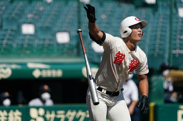 2本塁打を放って智弁学園の準優勝に貢献した前川右京。彼以外にもプロが注目した選手は多い ／ photograph by Hideki Sugiyama