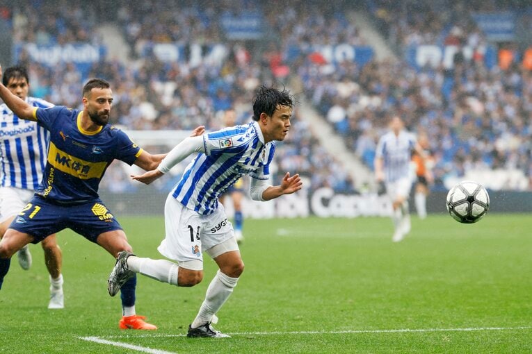 細かなタッチで見事相手を突破した（写真は右に続きます）　©Daisuke Nakashima