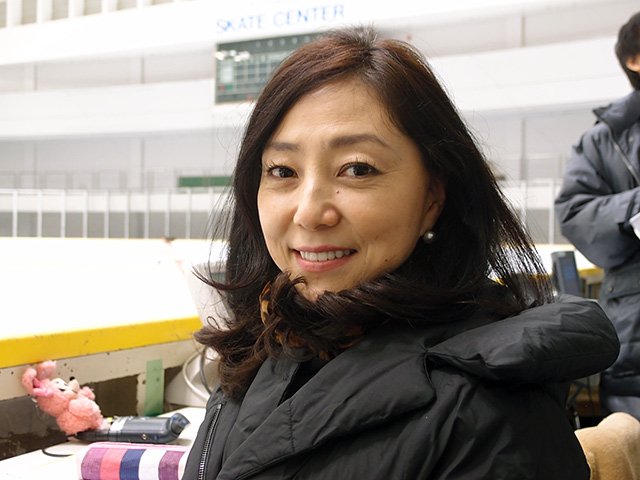 岡部由起子 フィギュアスケート審判員 スポーツの現場で働く プロ に直撃 フィギュアスケート Number Web ナンバー
