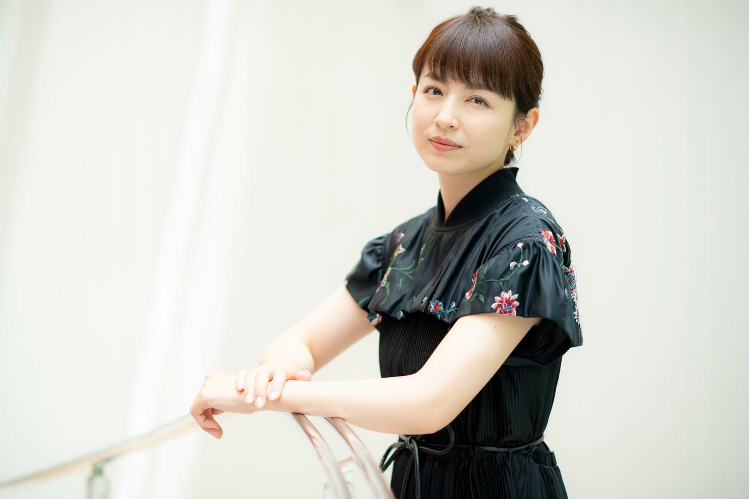 元フジテレビアナウンサーで現在はフリーで活躍する平井理央さん。フジの人気スポーツ情報番組『すぽると！』の2代目メーンキャスターを6年半務めた（写真をクリックすると、特別撮りおろしカットをすべてご覧いただけます）。