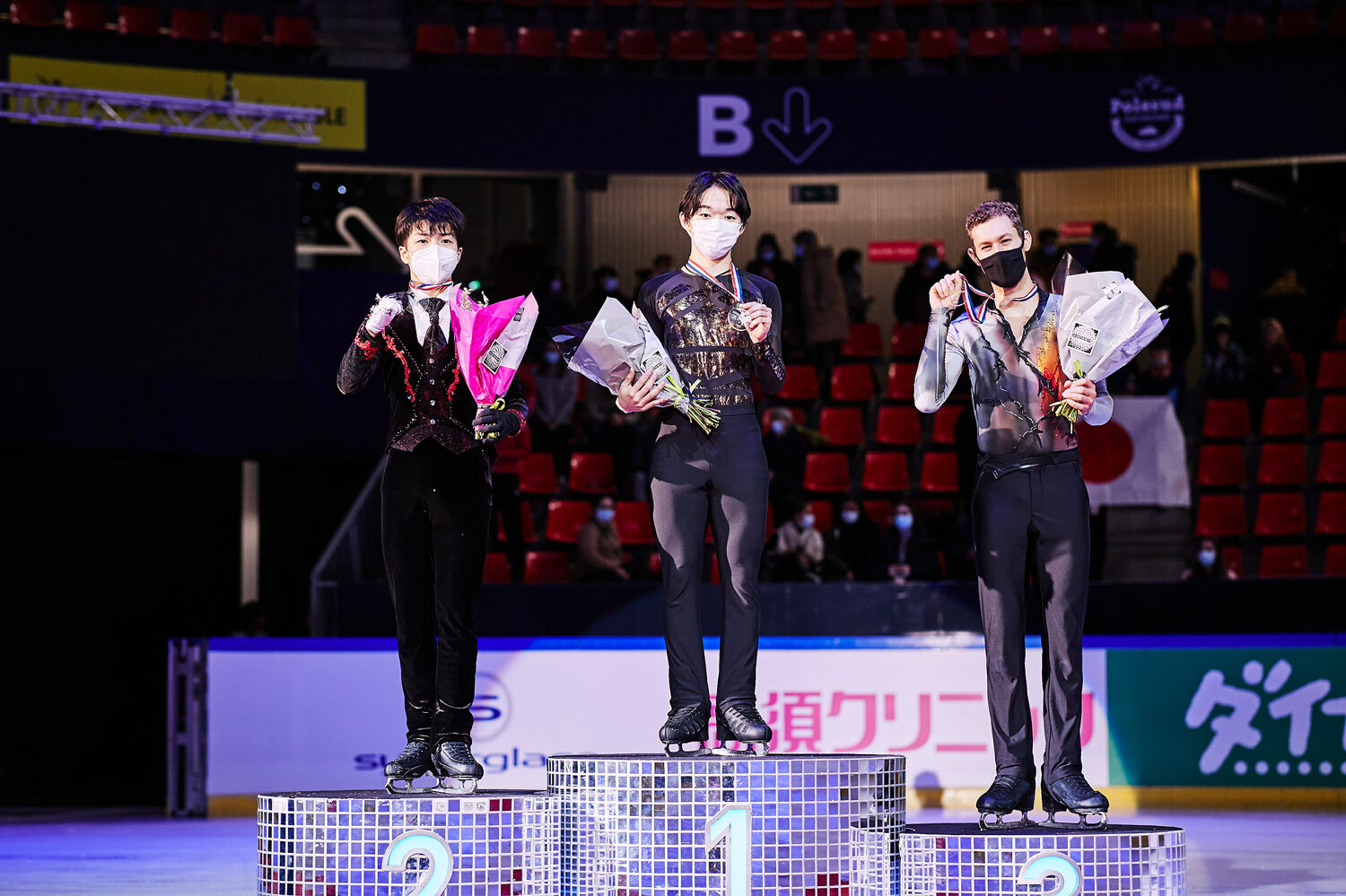 今回のフランス大会では鍵山が優勝、佐藤が2位に。今後の二人の成長は…