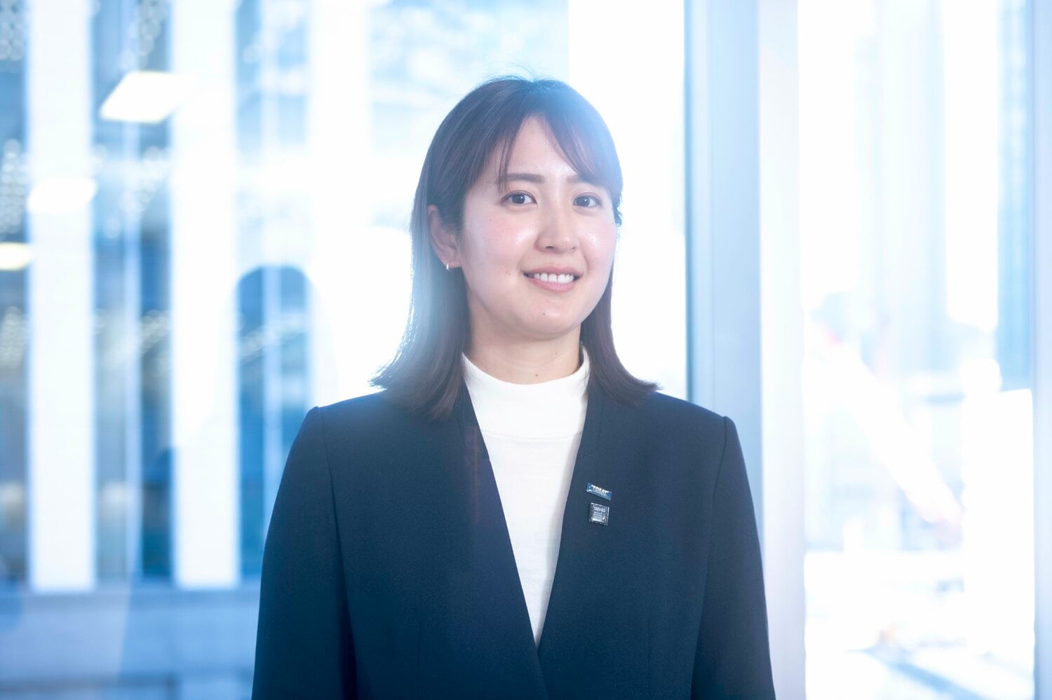 インタビューに応じた現在の二見梓さん