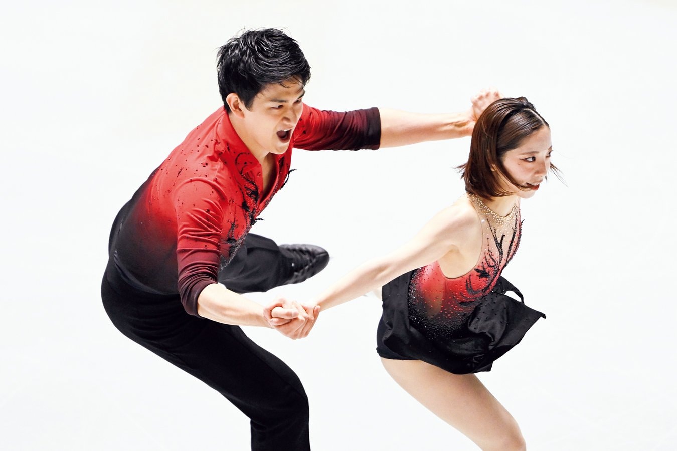 全日本選手権ではショート直前に三浦が肩を脱臼するも圧巻の演技を披露　Asami Enomoto