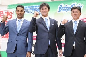 「仕方がない、活躍して評価を上げるしか」「社長、監督と涙のハグ」育成ドラフト3人の独立L徳島取材で見た“喜怒哀楽”