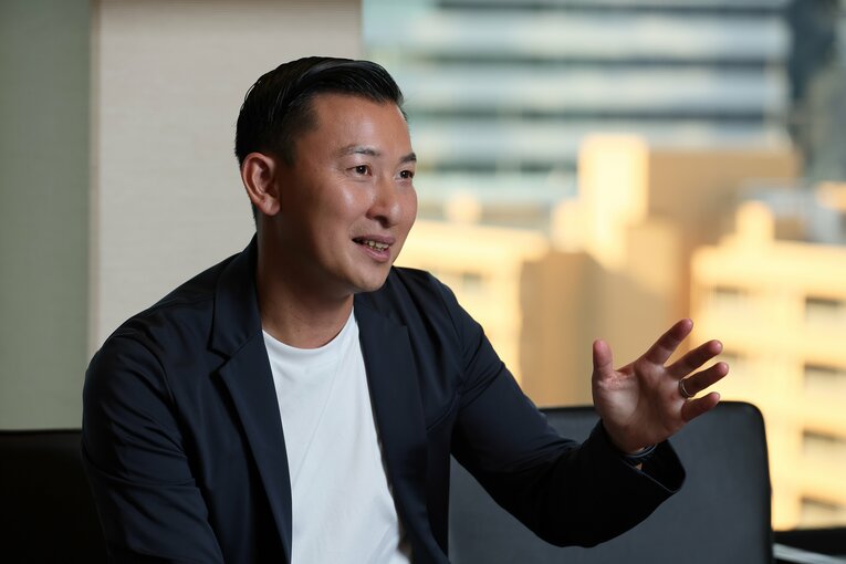 1991年生まれの35歳。現在はMLBシカゴ・カブスに所属し、トレーナーとして鈴木誠也を支えている　©︎Shigeki Yamamoto