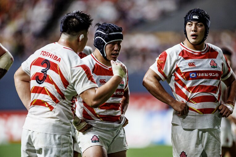 PR茂原隆由（静岡ブルーレヴズ）、HO原田衛（東芝ブレイブルーパス東京）、PR竹内柊平（浦安D-Rocks）©︎Kiichi Matsumoto