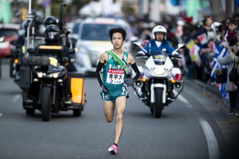2020年箱根駅伝4区の青学大・吉田圭太　©Yuki Suenaga