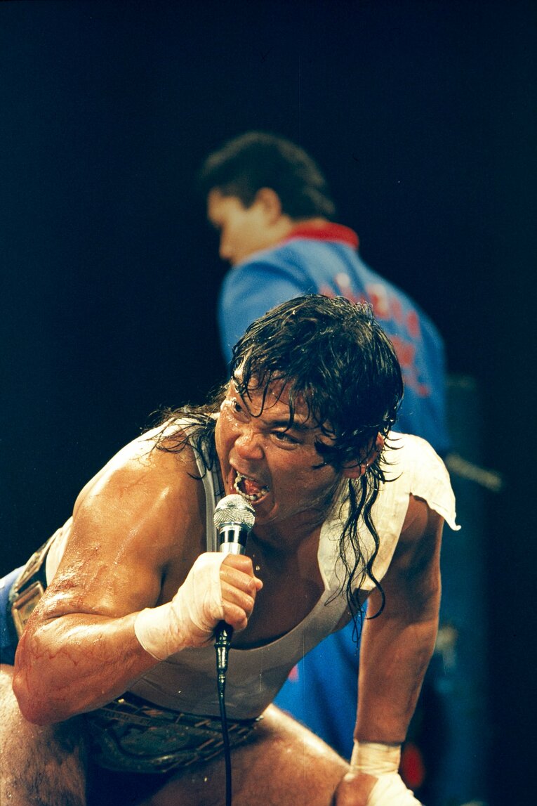 大仁田厚（1993年、FMWの時限爆弾デスマッチ）　©AFLO