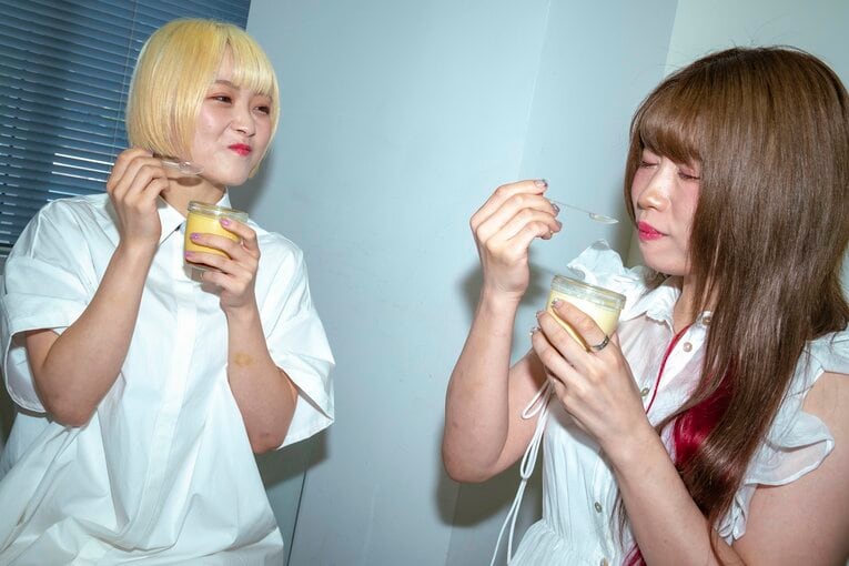 「かけがえのない存在、かな」ついにタッグ再結成、中野たむ＆なつぽいは息が合わないから強い？「譲り合ったらウチらじゃない」《Wグラビア対談》(13)