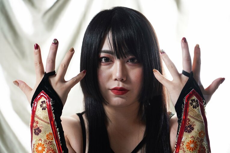 舞華はスターダムの頂点である赤いベルトはもちろん、林下が受賞した「女子プロレス大賞」も狙うと公言