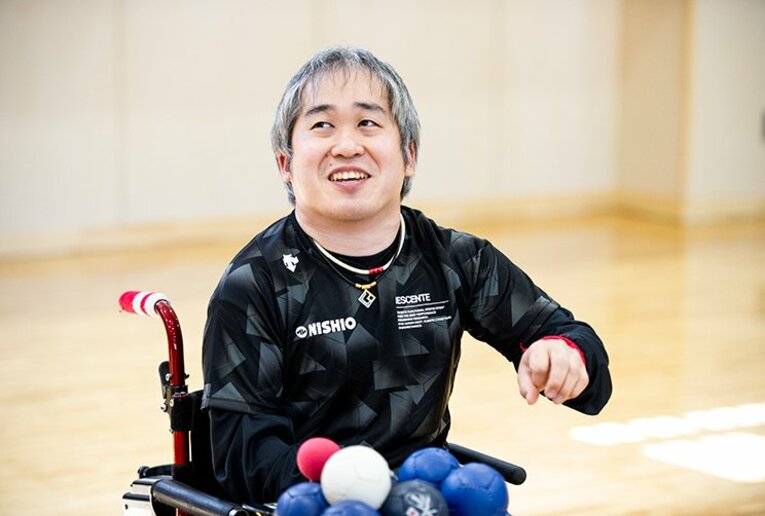修造、ボッチャ・廣瀬隆喜に挑戦！振り子投法と、特注車いすの謎。(2)