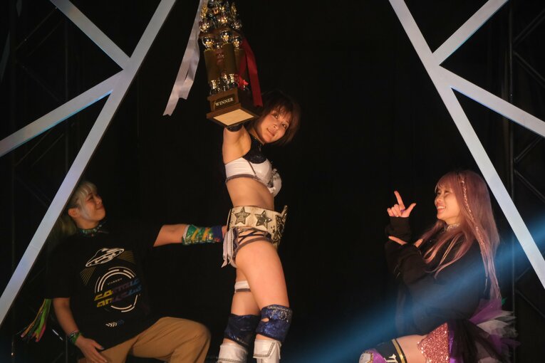 「うざってえヤツ（苦笑）」安納サオリとスターライト・キッド、名勝負の裏にあったライバル関係…「意地とこだわり」が詰まった17分42秒(76)